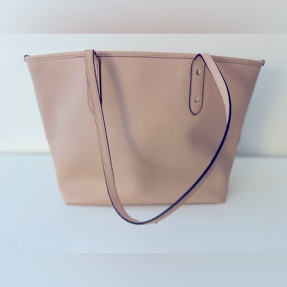 Coach Crossgrain Leather Large Tote - Picture 5 of 11